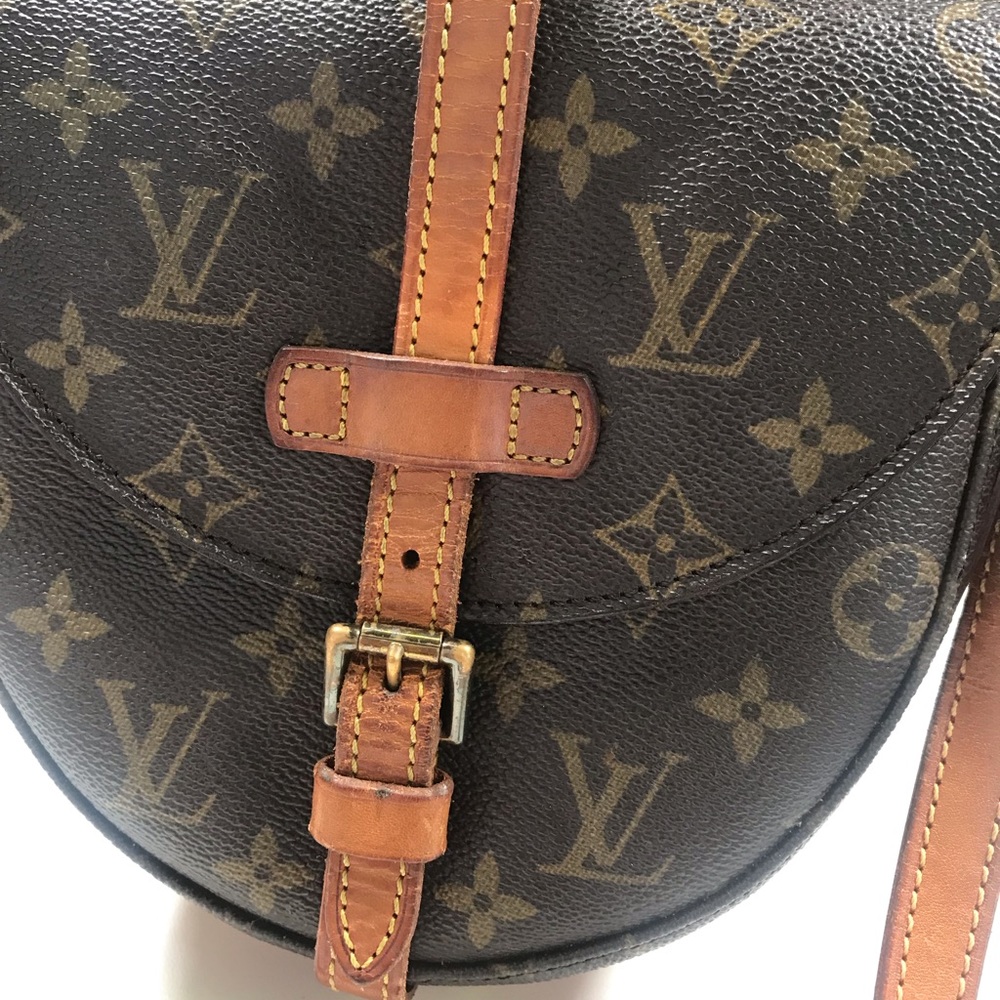 Sold! Louis Vuitton Chantilly Crossbody bag